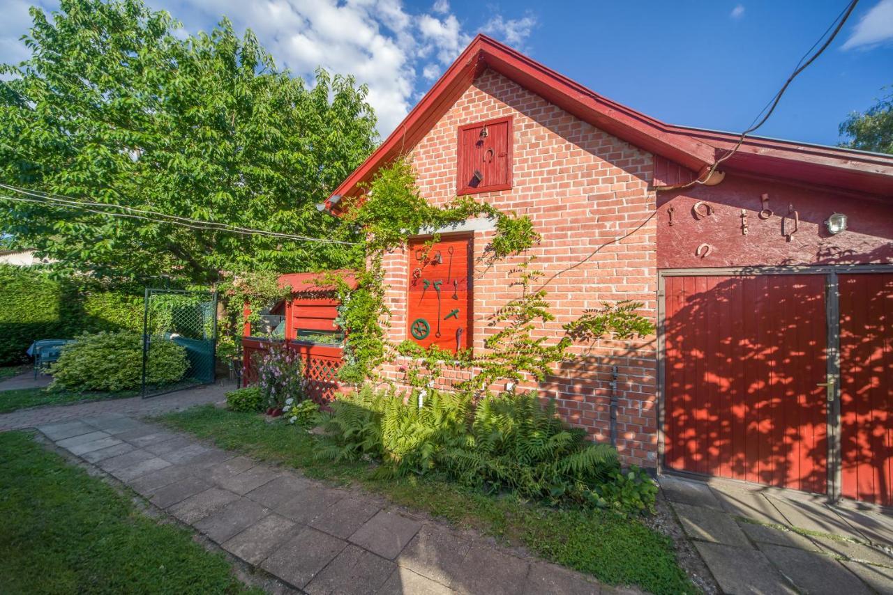 Apartman Kuckoval Appartamento Balatonföldvár Esterno foto